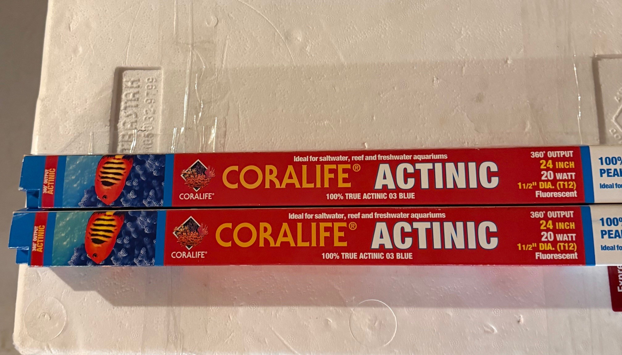 Coralife 24" 20W Actinic T12 Fluorescent Bulbs x 2 (NEW)